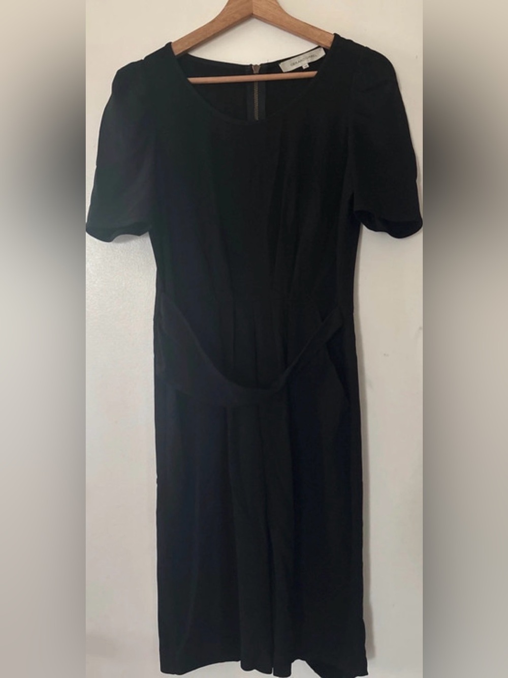 Gerard Darel Black Midi Dress with Short Sleeves and Waist Drape